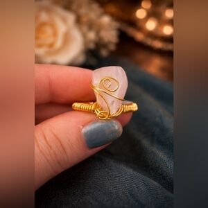 Artisan Hand Crafted Genuine Rose Quartz Copper Wrap Ring Size 8